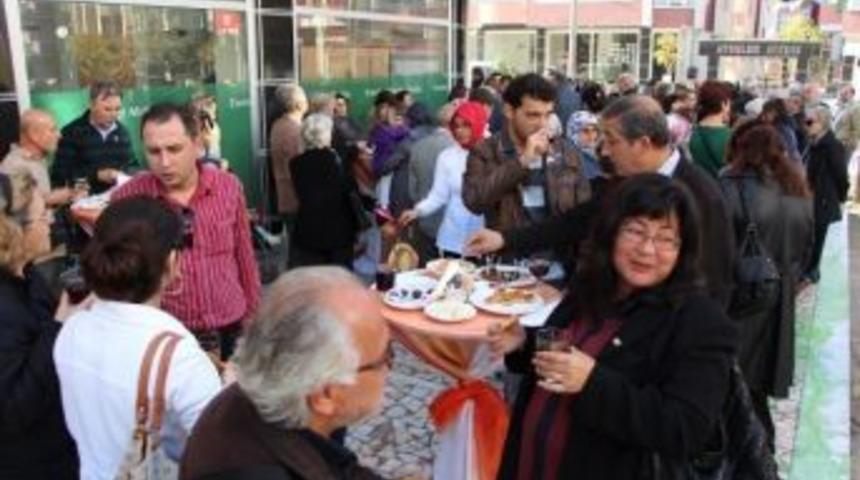 Esenler Mahalle Meclisi &Ccedil;alışma Ofisi A&ccedil;ıldı