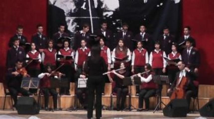 Kırşehir&rsquo;de &Ouml;ğretmen Anlatıldı