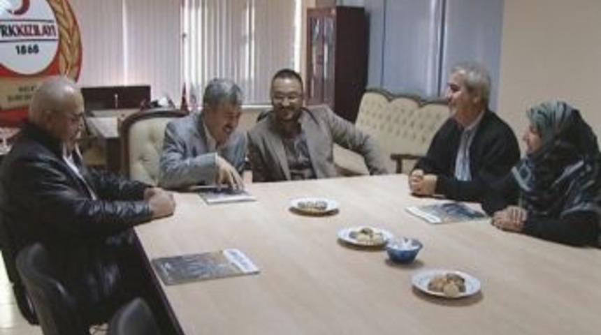 Hacı Uğur Polat Ziyaretlerini S&uuml;rd&uuml;rd&uuml;