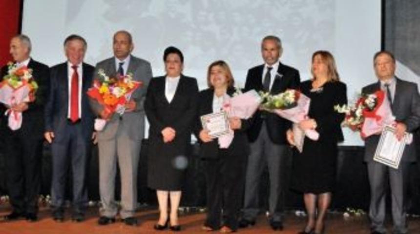 Yalova'da &Ouml;ğretmenler G&uuml;n&uuml; Coşkuyla Kutlandı