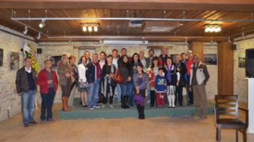 Fotoğraf Sanat&ccedil;ısı Meltem &Ccedil;ift&ccedil;i Kuşadası&rsquo;nda Sergi A&ccedil;tı