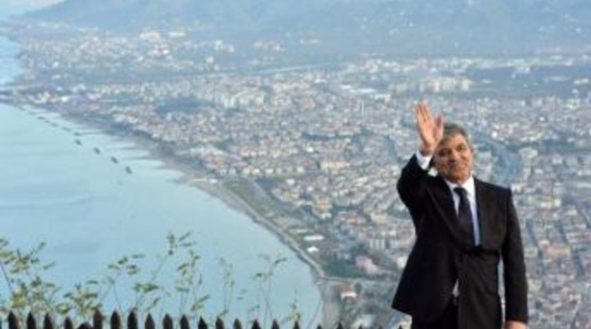 Cumhurbaşkanı G&uuml;l, Ordu Ve Giresun Ziyaretini Twitter'dan Paylaştı