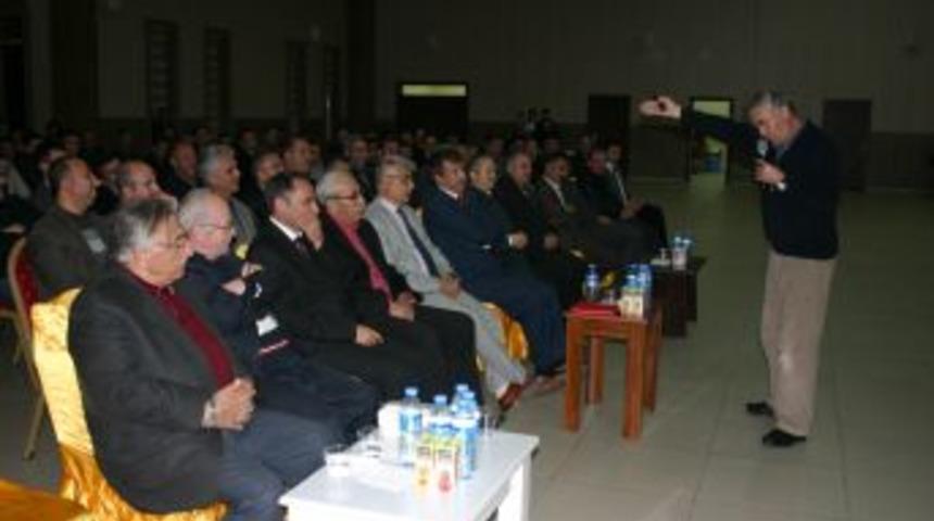 Eğitimci Yazar Girgin: &Ouml;ğretmenlerimiz Fedakarlıklarını Dua Ile Ta&ccedil;landırmalı