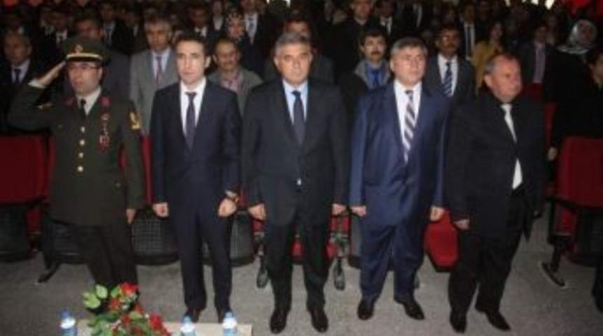 Afyonkarahisar&rsquo;da 24 Kasım &Ouml;ğretmenler G&uuml;n&uuml; Kutlamaları (2)