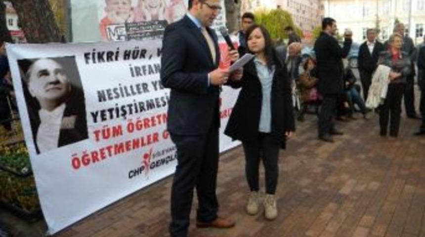 Konuşma Yaparken Tir Tir Titredi