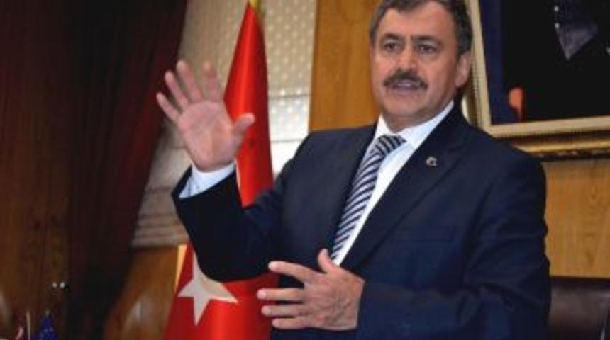 'Kilometrekareyi Metrekareye &Ccedil;eviremeyen Muhalefete Iktidar Teslim Edilmez'