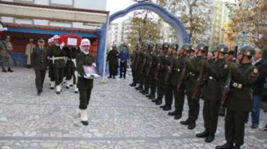 Kazada &Ouml;len Uzman &Ccedil;avuş Toprağa Verildi