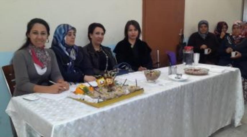 Veliler En G&uuml;zel Aşure I&ccedil;in Yarıştı