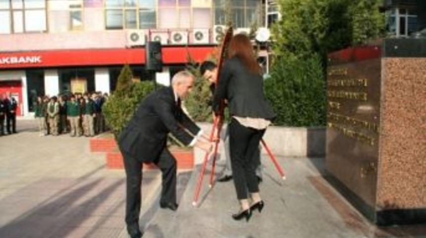 Devrek&rsquo;te 24 Kasım &Ouml;ğretmenler G&uuml;n&uuml; Kutlaması