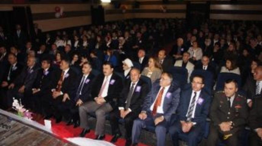 24 Kasım &Ouml;ğretmenler G&uuml;n&uuml; T&ouml;renle Kutlandı