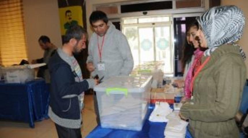Bdp Diyarbakır&rsquo;da Aday Adayları İ&ccedil;in &Ouml;n Se&ccedil;im Yaptı