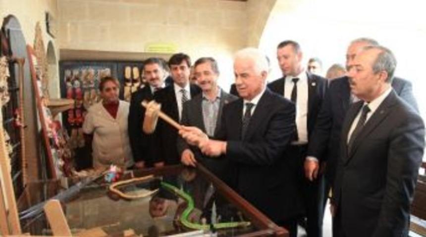 Kktc Cumhurbaşkanı Eroğlu, Şahinbey Belediyesi&rsquo;nin &Ccedil;alışmalarını Gezdi