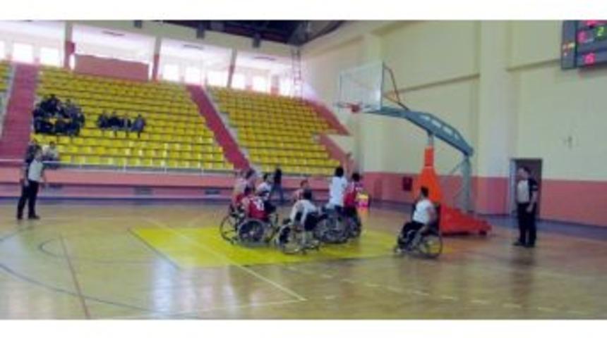 Bedensel Engellilerden Vefa &Ouml;rneği