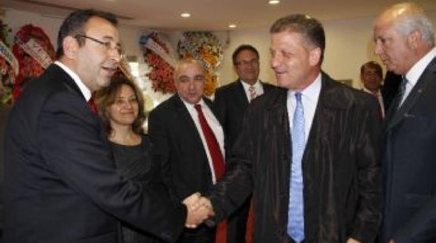 Kuşadası&rsquo;nda Vergi Rekortmenlerine &Ouml;d&uuml;l