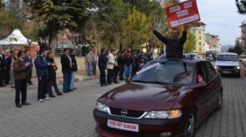 Beldenin K&ouml;ye D&ouml;n&uuml;şt&uuml;r&uuml;lmesi Protesto Edildi