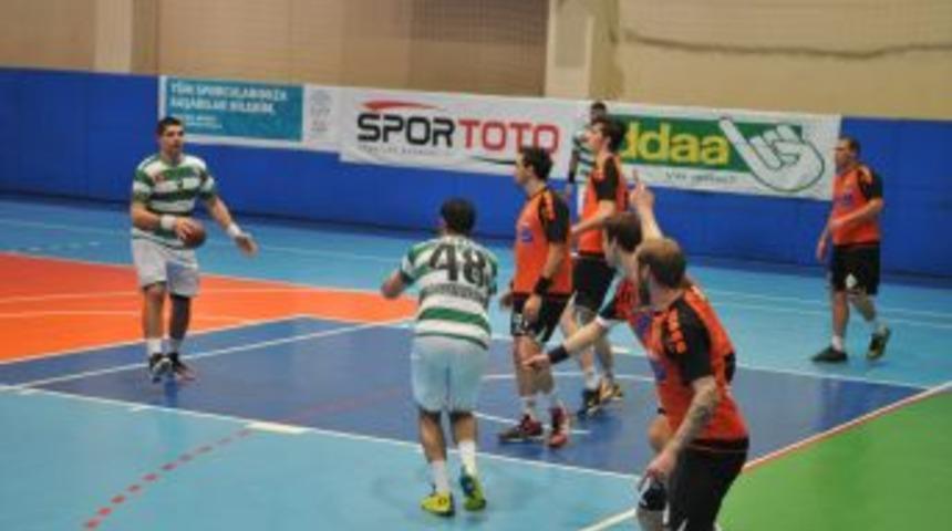 Nil&uuml;fer Avrupa&rsquo;da Hızlı Başladı