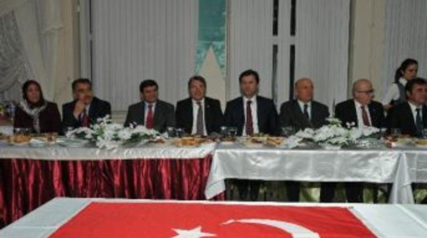 G&uuml;m&uuml;şhane&rsquo;de &Ouml;ğretmenler G&uuml;n&uuml; Kutlaması