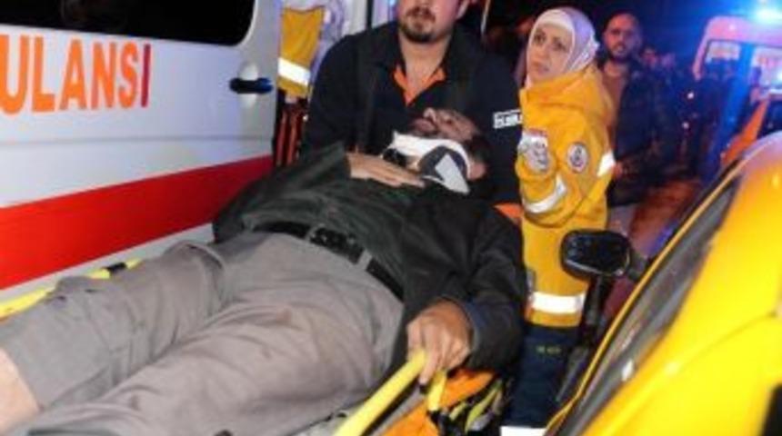 Fatih&rsquo;te Trafik Kazası: 2 Yaralı&hellip;