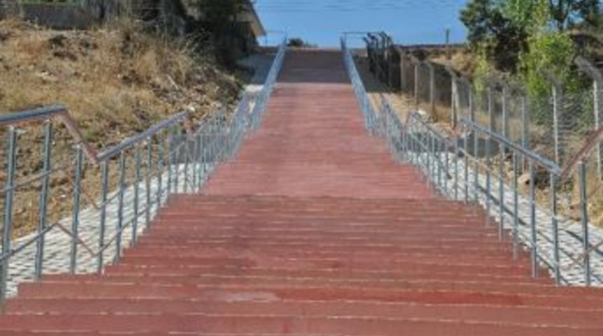 Ke&ccedil;i&ouml;ren&rsquo;de Yeni Merdivenli Yollar