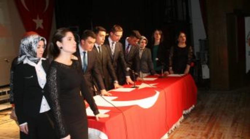 Yozgat&rsquo;ta &Ouml;ğretmenler Korosu Konseri Beğenildi