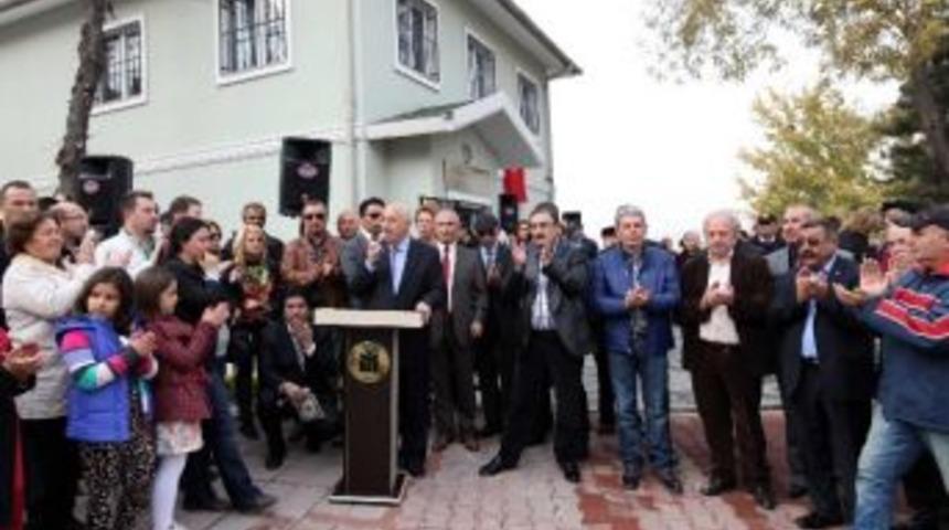 Yenimahalle Belediyesi&rsquo;nde A&ccedil;ılışlar S&uuml;r&uuml;yor