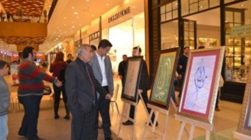 El Becerilerini Sergilediler