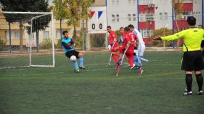 Şahinbey Belediye Ampute Takımı Farklı Kazandı