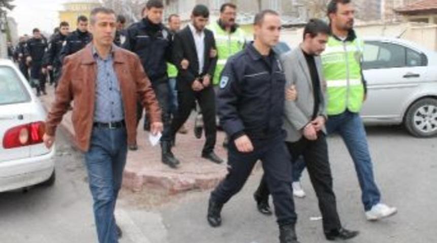 Koyun &Ccedil;alıp Banyoya Kilitleyen Hırsızlık &Ccedil;etesi Adliyeye Sevk Edildi