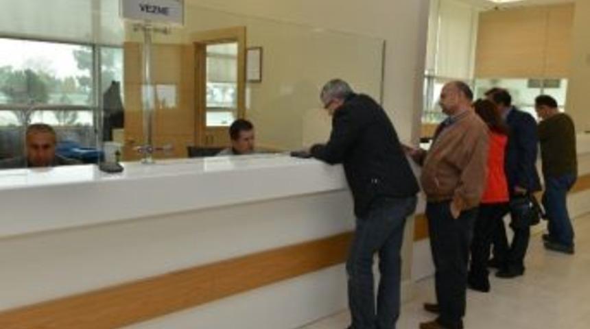 Konyaaltı Belediyesi Haftasonu &Ccedil;alışıyor