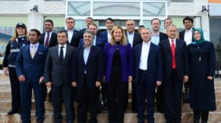 Belediye Başkanı Aday Adaylarından Birlik Mesajı