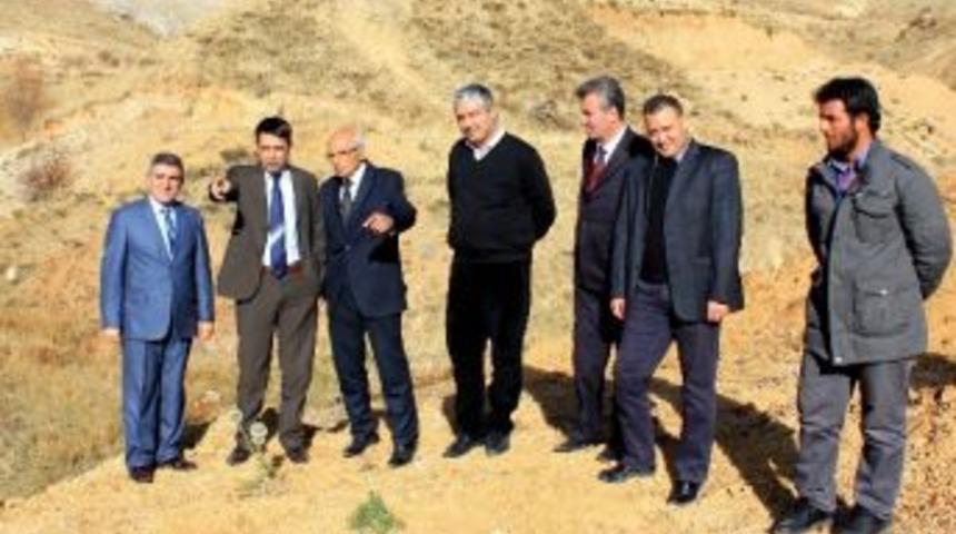 Kaymakam &Ouml;zt&uuml;rk&rsquo;ten K&ouml;y Ziyaretleri