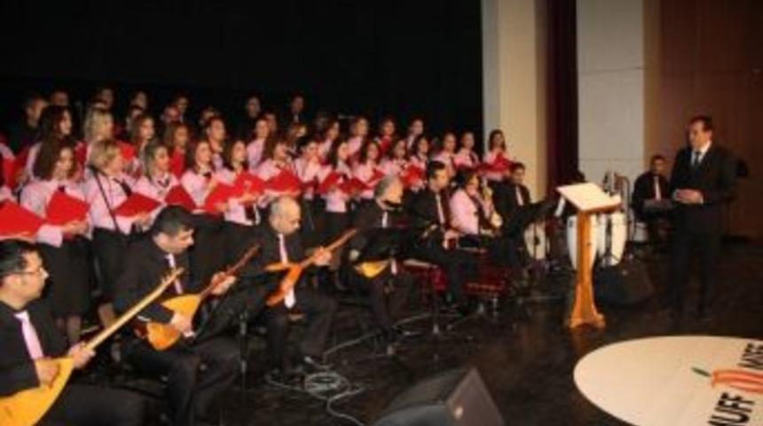 &Ouml;ğretmenler Korosundan Konser