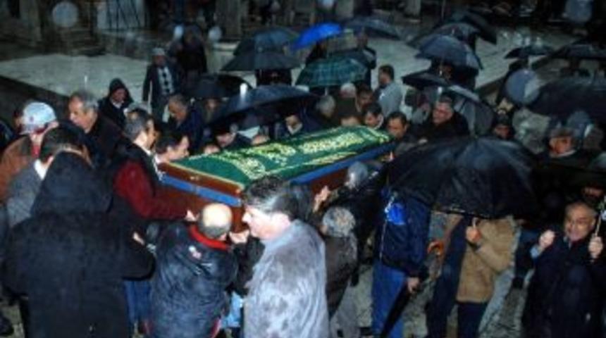 Akşit Ailesinin Acı G&uuml;n&uuml;