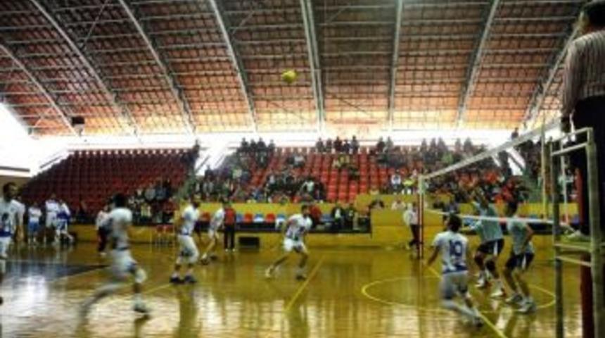 Afyonkarahisar Belediyesi Voleybol Takımının Başarısı