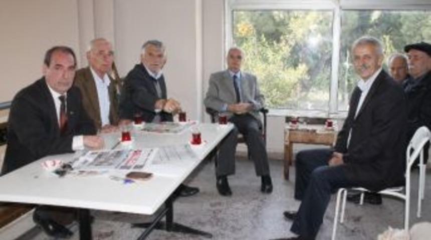 Sel&ccedil;uk'ta Muhtarlar İl&ccedil;enin Sorunlarını Tartıştı