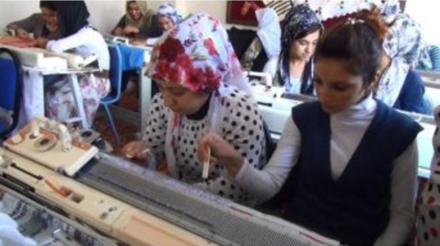 &Ccedil;ATOM, Şırnaklı Kadınların Ekmek Kapısı Oldu