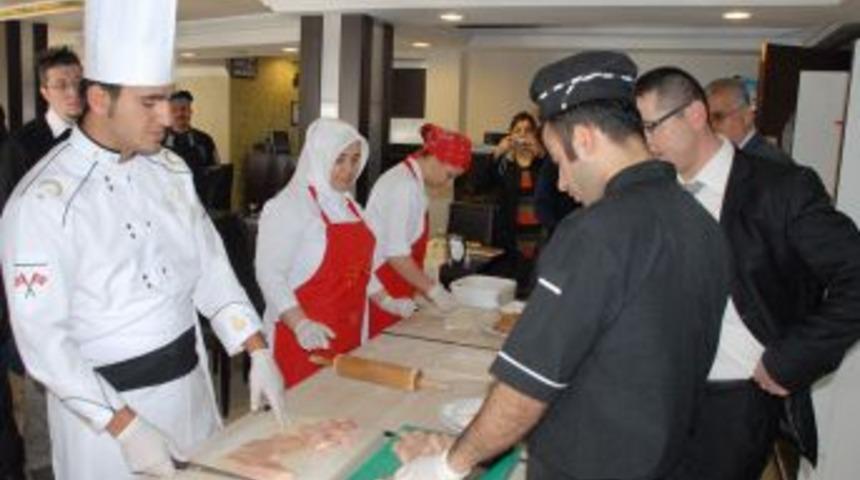 Kebap, Pide Ve Lahmacun Ustaları Uygulama Sınavından Ge&ccedil;ti