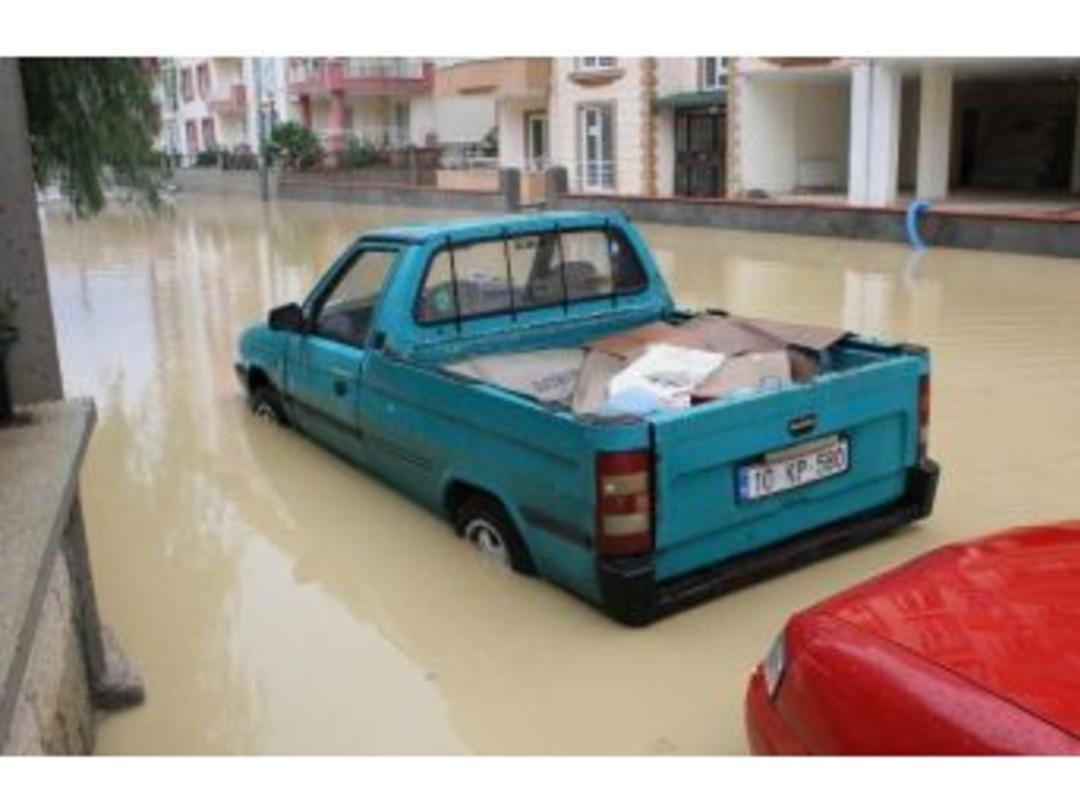 Edremit göle döndü