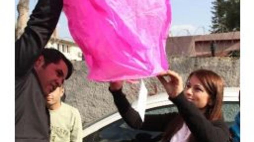 &Ouml;ğretmene Dayağa 'balon'lu Tepki