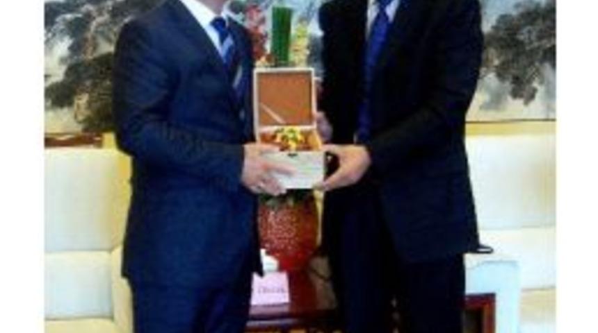 Karşıyaka&rsquo;ya Bir Kardeş De &Ccedil;in&rsquo;den Geliyor