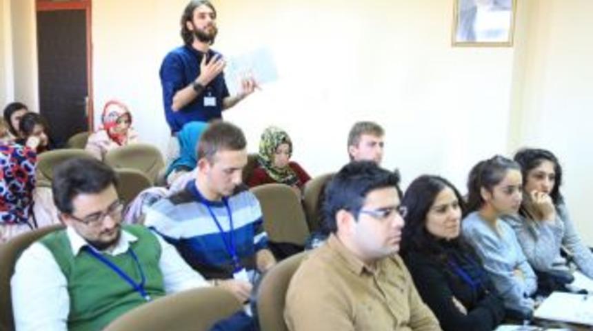 Rektör Acar Hürriyet Akademisyene Serbest Piyasayı Anlattı