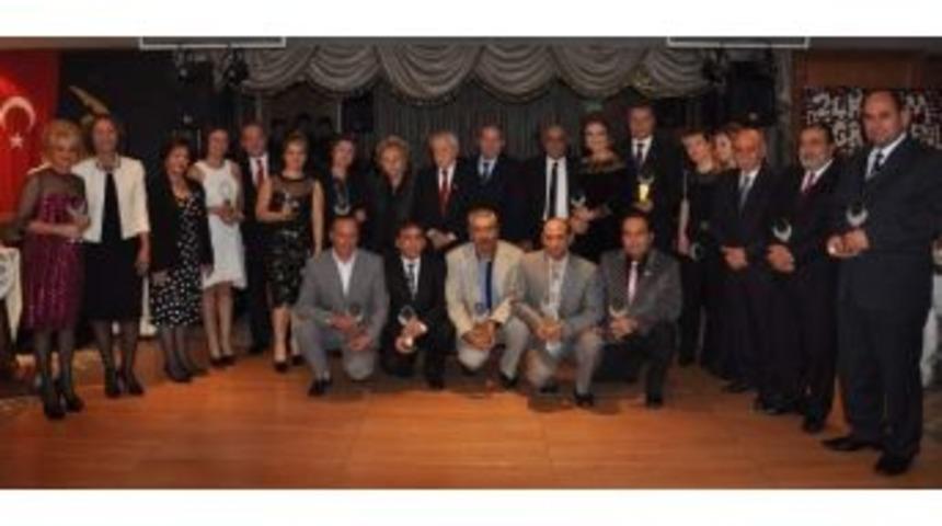 Gaziantep Kolej Vakfı&rsquo;ndan &Ouml;ğretmenlere 50. Yıl Balosu