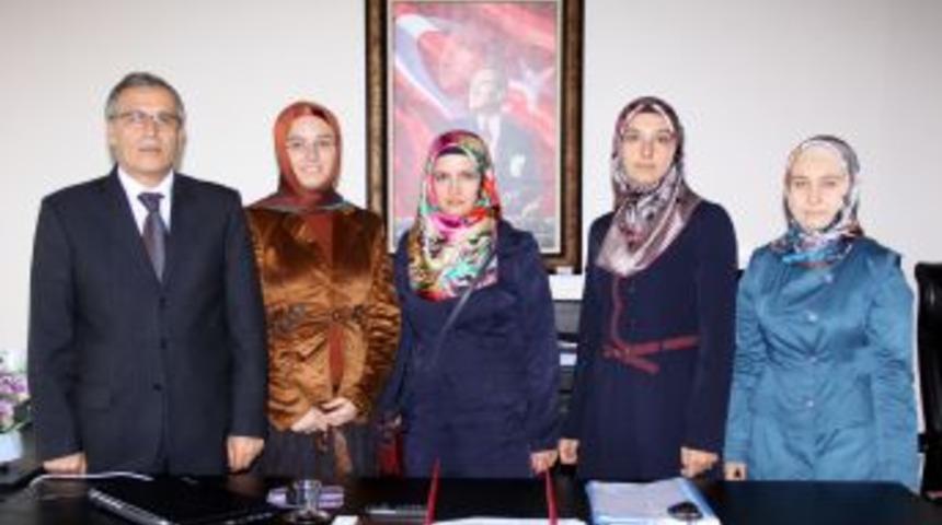 Beyza Eğitim G&ouml;n&uuml;ll&uuml;leri'nden Saruhanlı Milli Eğitim M&uuml;d&uuml;rl&uuml;ğ&uuml;'ne Ziyaret