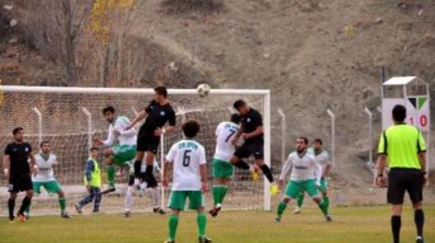 Suşehri Belediyespor Sahasında Kazandı