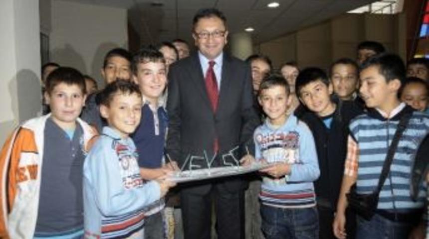 Altındağlı Gen&ccedil;ler 'oyunculuk' Mesleğini &Ouml;ğrendi