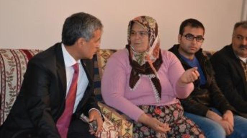 Muzaffer Yurttaş Kula&rsquo;da Ziyaretlerde Bulundu