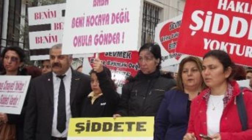 Aydın'da Kadına Y&ouml;nelik Şiddetle M&uuml;cadele G&uuml;n&uuml; Etkinlikleri