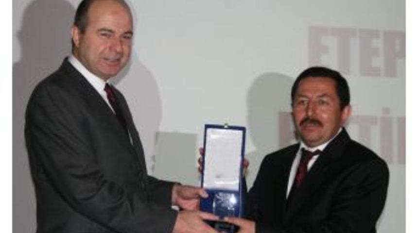 'Polis Intiharlarının Nedeni Sosyal Medya'