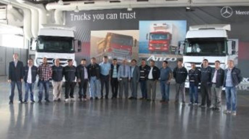 Akt Lojistik Firması Gelecek Otomotiv İle 17 Mercedesi Ara&ccedil; Filosuna Kattı