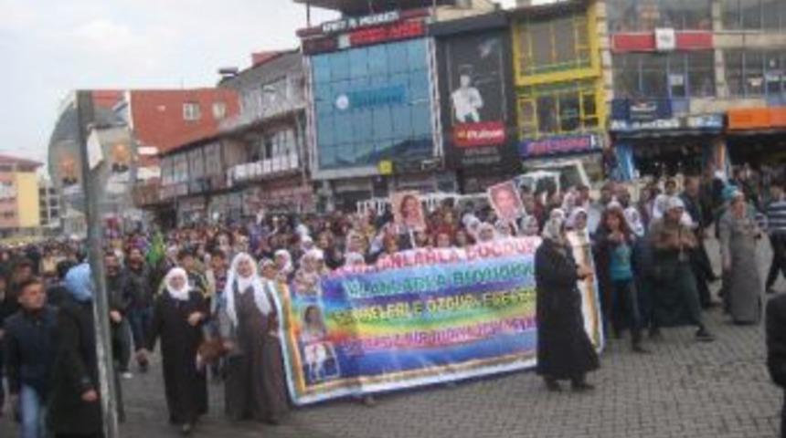 D&ouml;kh &Uuml;yeleri Y&uuml;r&uuml;y&uuml;ş D&uuml;zenledi